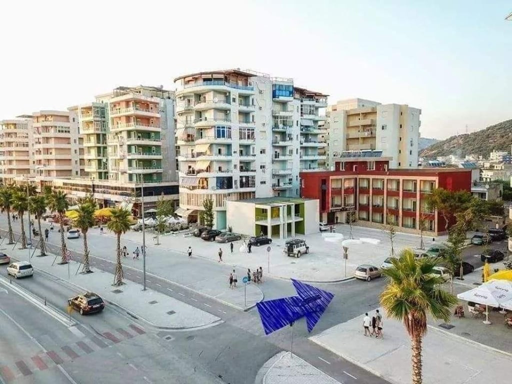 Apartament 1+1 me qera per plazhista, Lungomare, Vlore