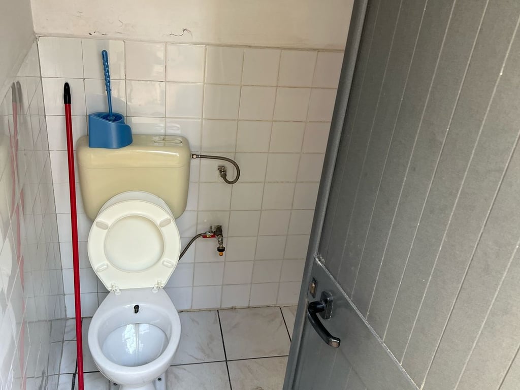 Ambient biznesi me qira, tek Rr. Kavajes 