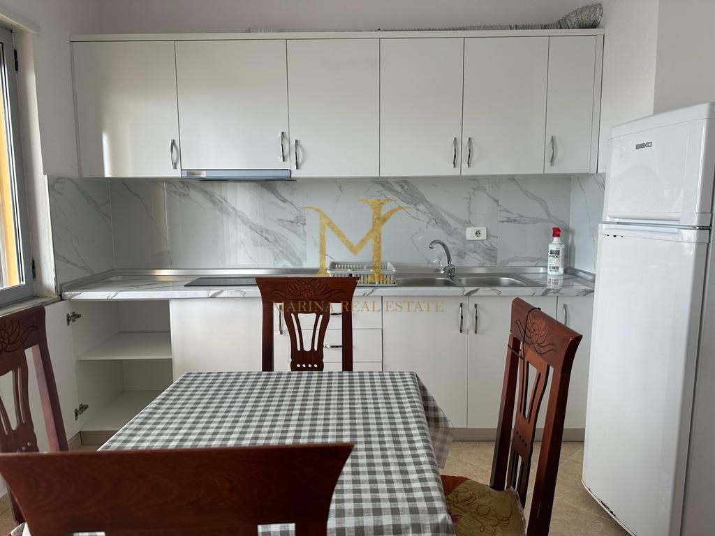 Affittasi appartamento 2+1+2 sulla spiaggia Hekurudha!!