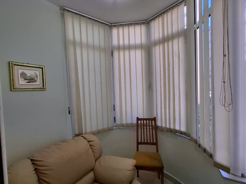 Jepet me qera AP 1+1 prane Qendres kristal te Komuna Parisit