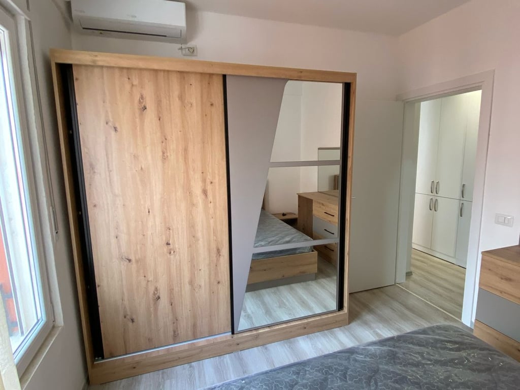 APARTAMENT ME QERA 1+1