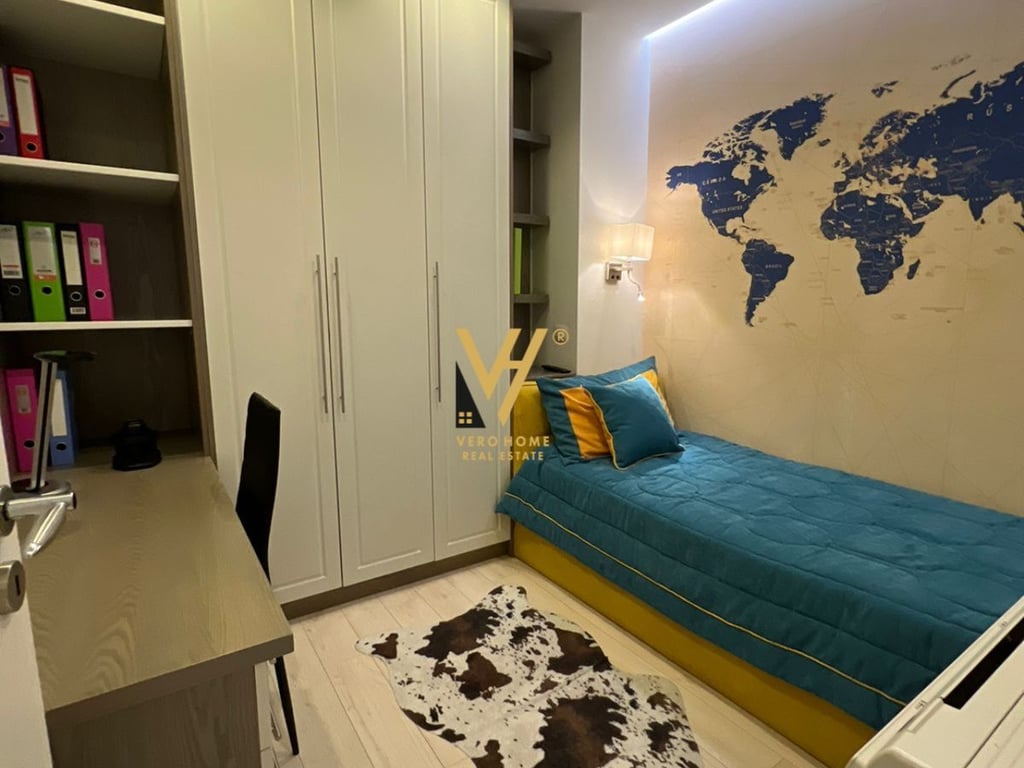 2+1+BLK ME QERA TE STADIUMI AIR ALBANIA 1500 EURO