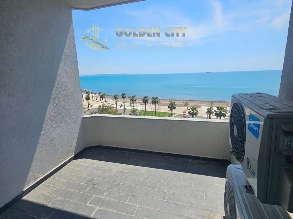 Vendesi super appartamento a Vollga.