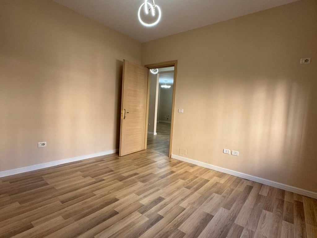 Apartament 2+1 ne Astir tek Fratari!