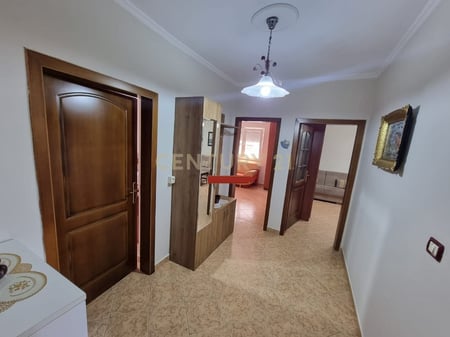 AFFITTASI APPARTAMENTO 2+1 A XHAMLLIK! 500 € /Mese