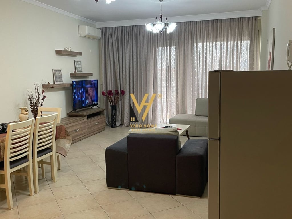 2+1+2 ROOM APARTMENT FOR RENT NEAR THE ELECTRIC MARKET 70,000 LEK