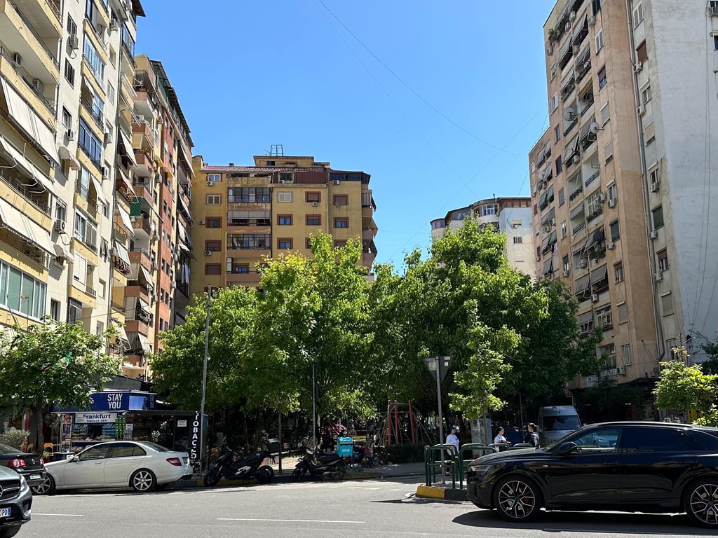 Apartment - For Sale - Paris Commune, Tirana