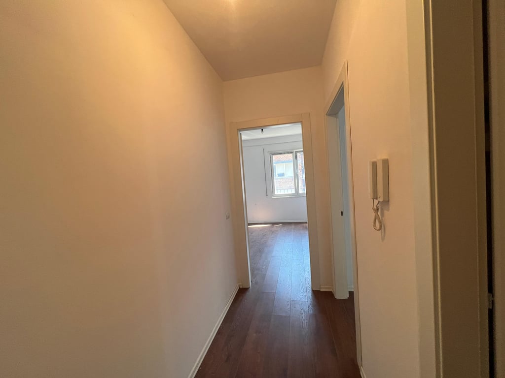 Affitto, Appartamento 1+1 “Pazari i Ri” Tirana.