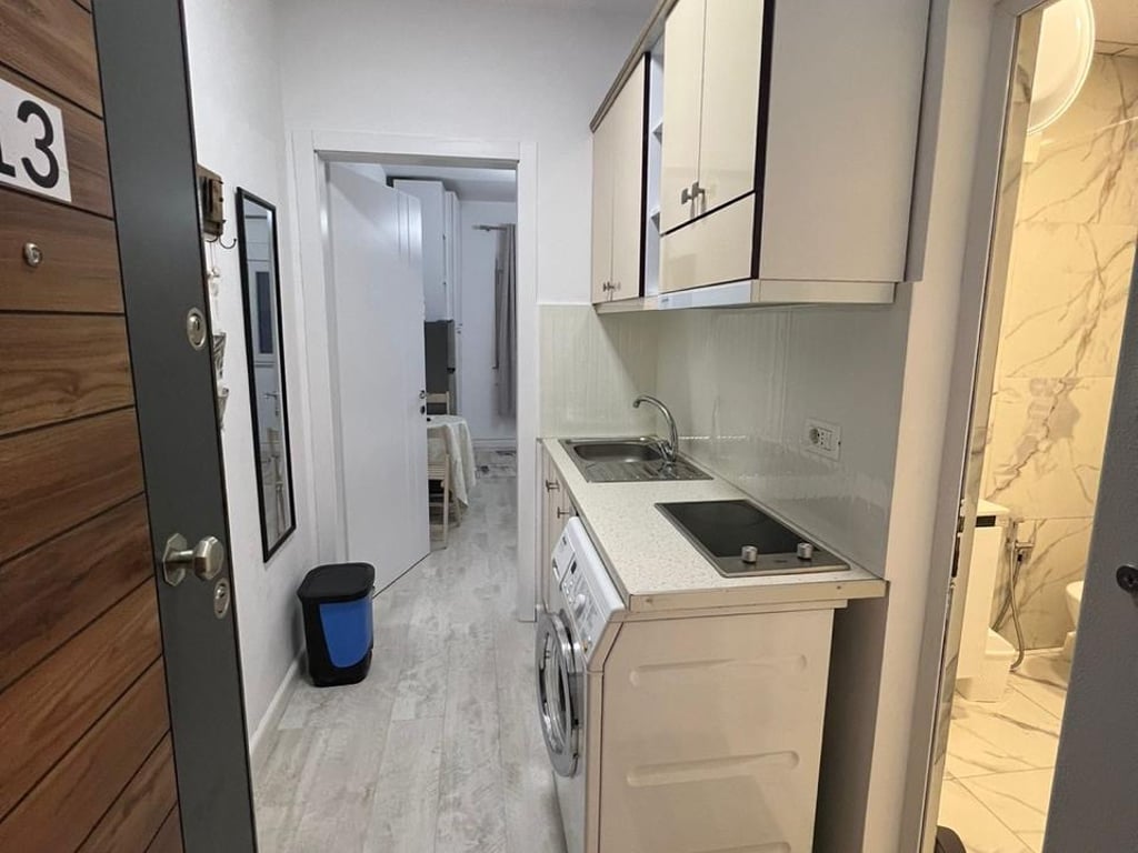 1+1 arredato in piazza Wilson, 500 euro