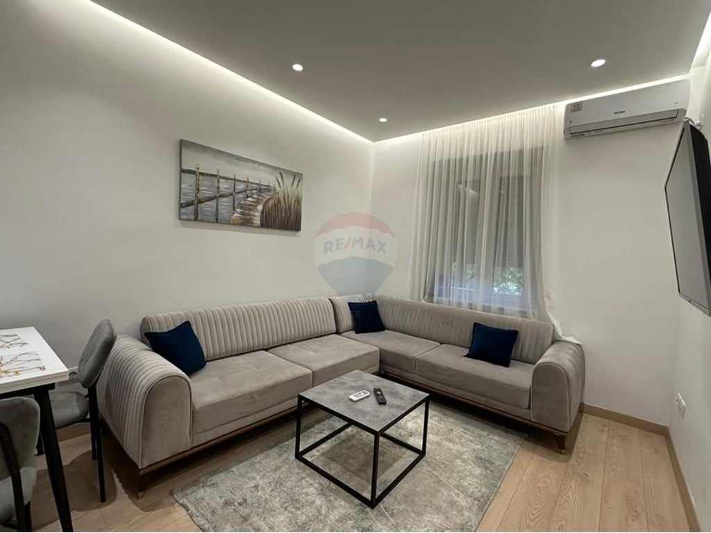 Jepet me qira apartament 1+1 ne Bllok