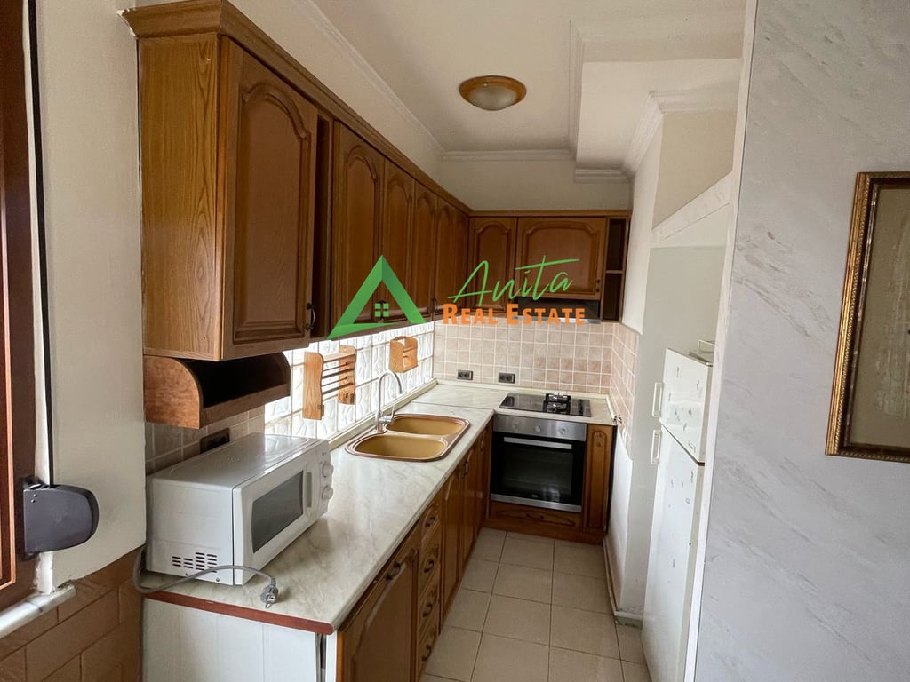 Rruga Petro Nini Luarasi apartament 2+1 per qira 70 000 Leke