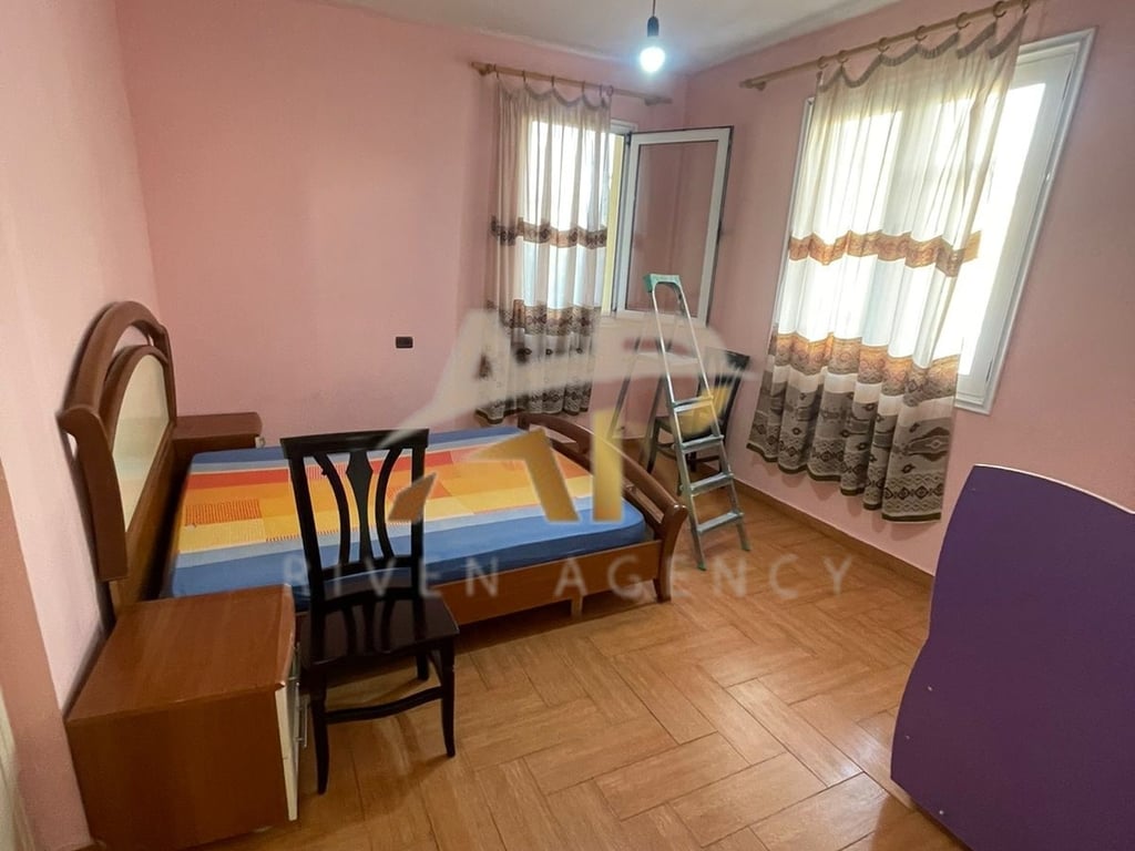 Appartamento 2+1+2 in Affitto vicino all'Hotel Meridian alla Stazione Ferroviaria