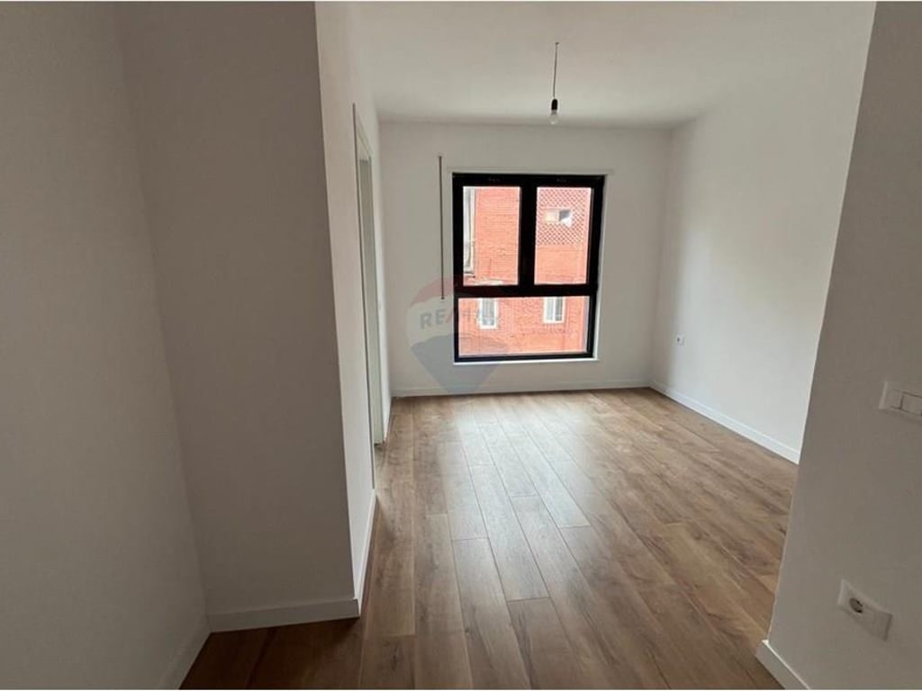 3+1+2 APARTMENT FOR SALE AT KOMUNA E PARISIT