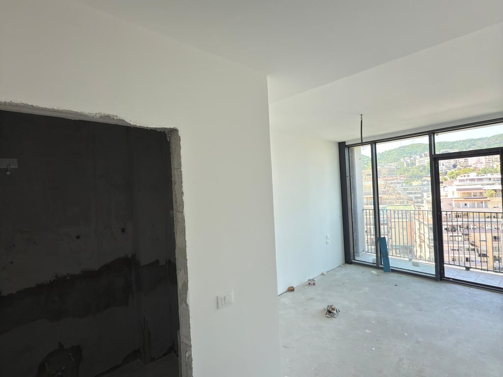 📌 Vendesi appartamento 2+1+2+🅿️ presso il Lago Artificiale, Vista Lago