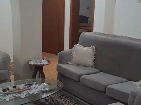 A 2+1 apartment is for rent in Astir near Oslo bar.