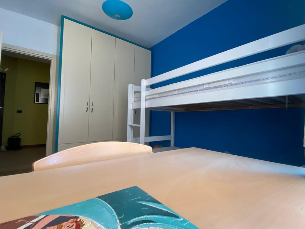 Jepet me QIRA apartament 2+1 tek Rruga "Hoxha Tahsim"