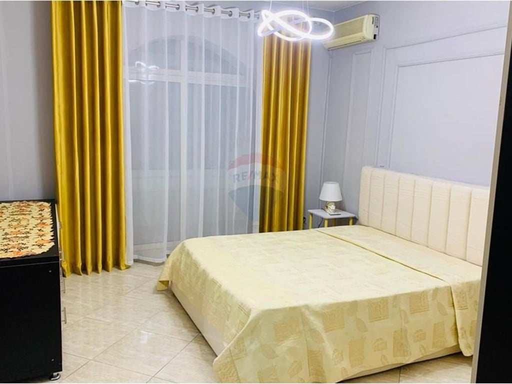 Appartamento 1+1 in affitto in Via Kavajë!