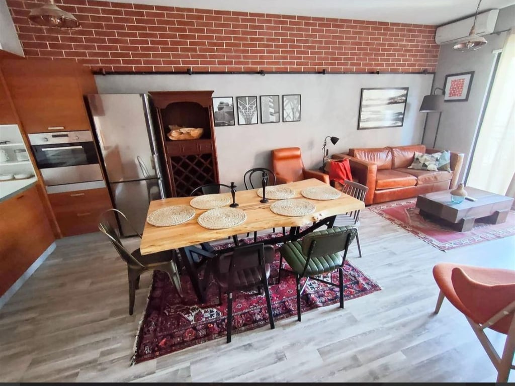 Apartament Me Qera 2+1+2 tek Fusha e Aviacionit (ID B2201291) Tirane