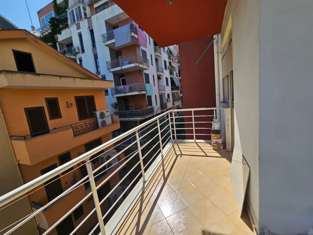 2+1, partially furnished, zoo garden, 450 euros