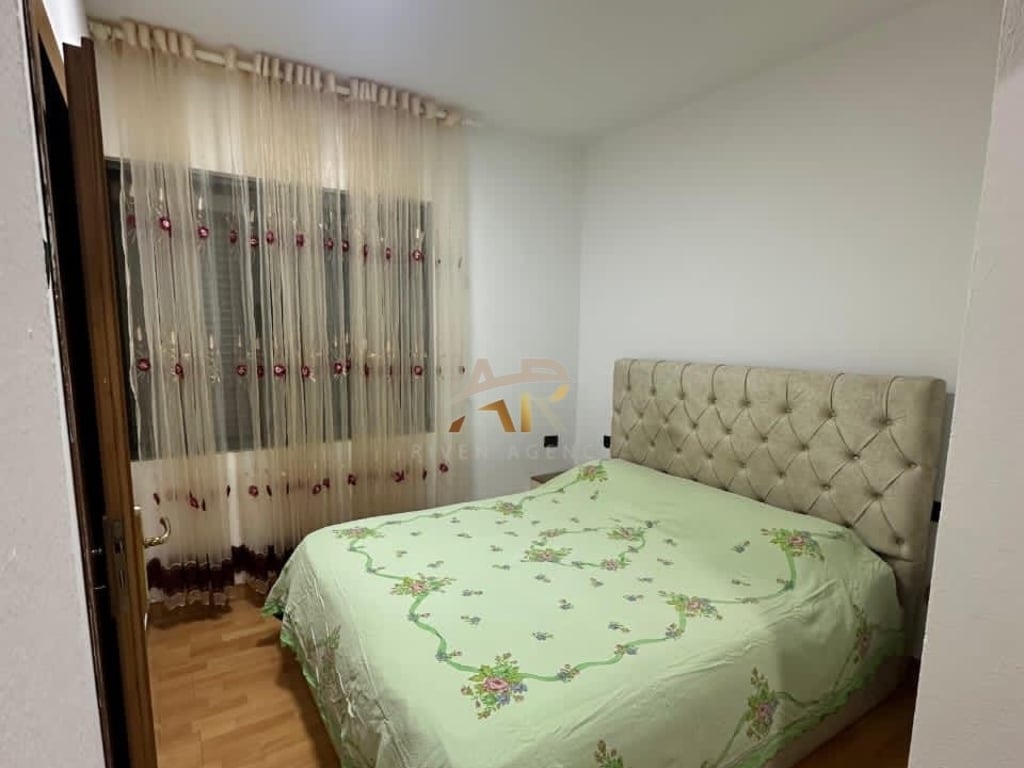 Apartment 3+1+2 for rent in Sauk.