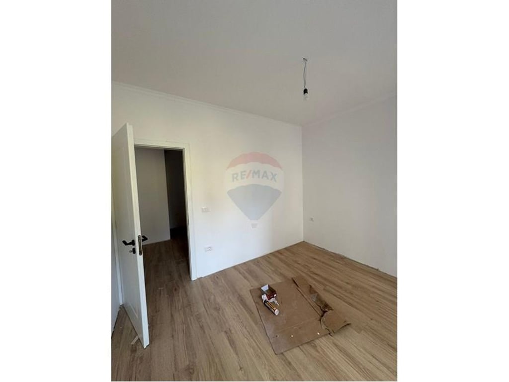 APARTAMENT 1+1 PER SHITJE, PRANE PROKURORISE