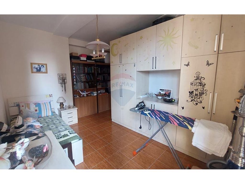APARTAMENT 2+1 PER QIRA NE SUPER LOKACION NE BLLOK