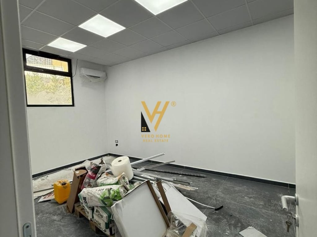 FOR SALE BUSINESS BUILDING 2 FLOORS PEZES CONFERENCE ROAD 2,000,000 EURO