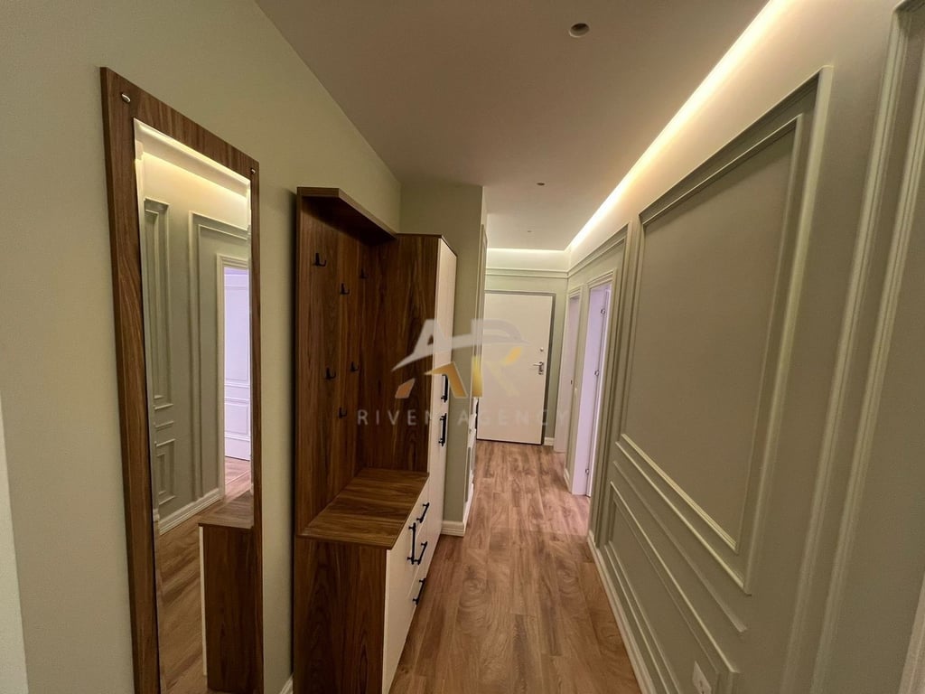 3+1+2+2 Balcony Apartment for Rent in Porcelan