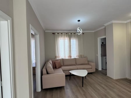 Apartment 2+1 for rent near Selita Mosque in a new building, not previously inhabited, with parking.