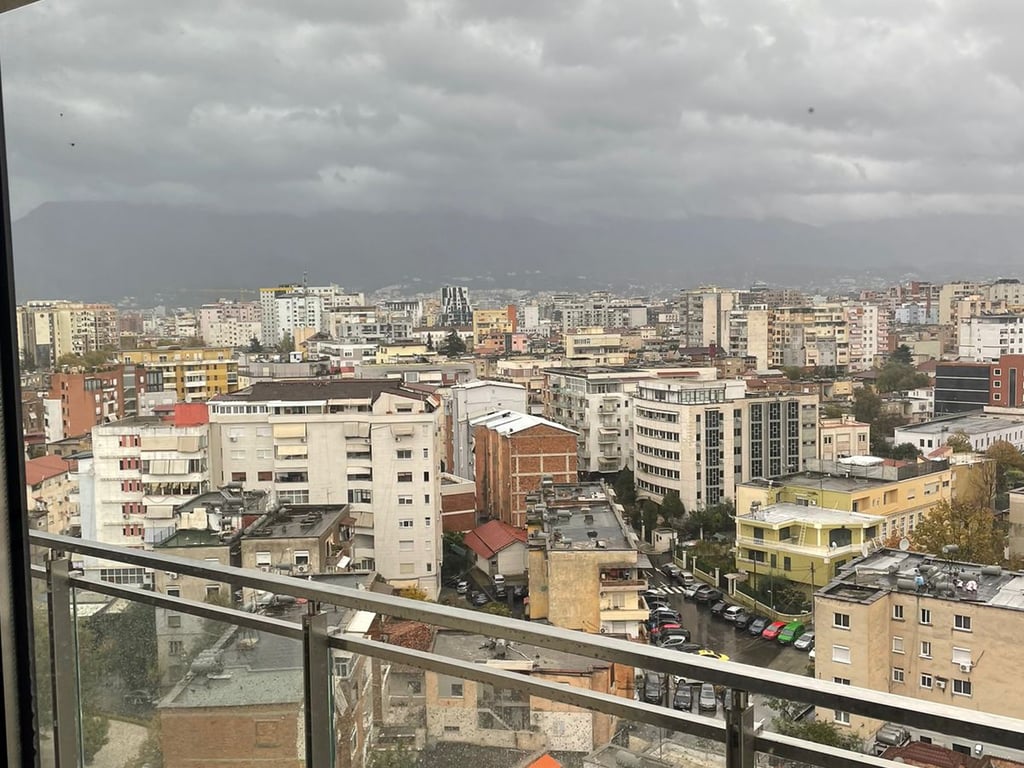 VENDITA 2+1+2+2 POSTI AUTO