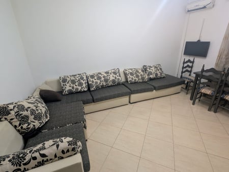 Affittasi appartamento 2+1, Don Bosko vicino alla moschea. Prezzo: 450 mila lekë.