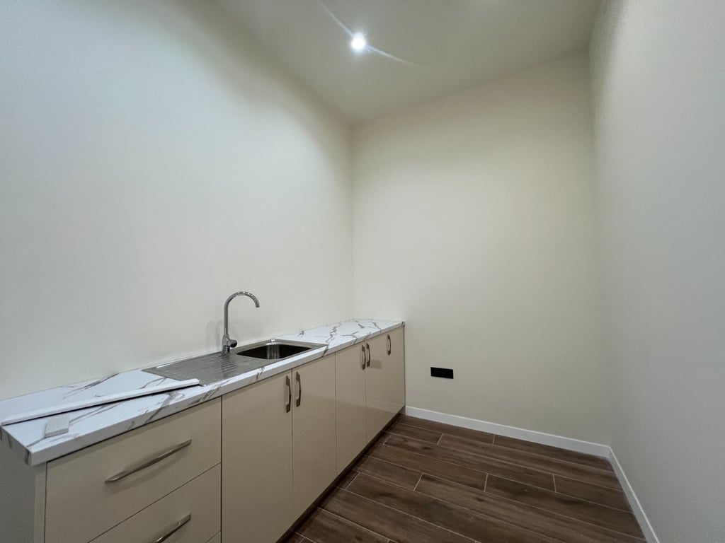 FOR SALE SPACE/APARTMENT 222M2