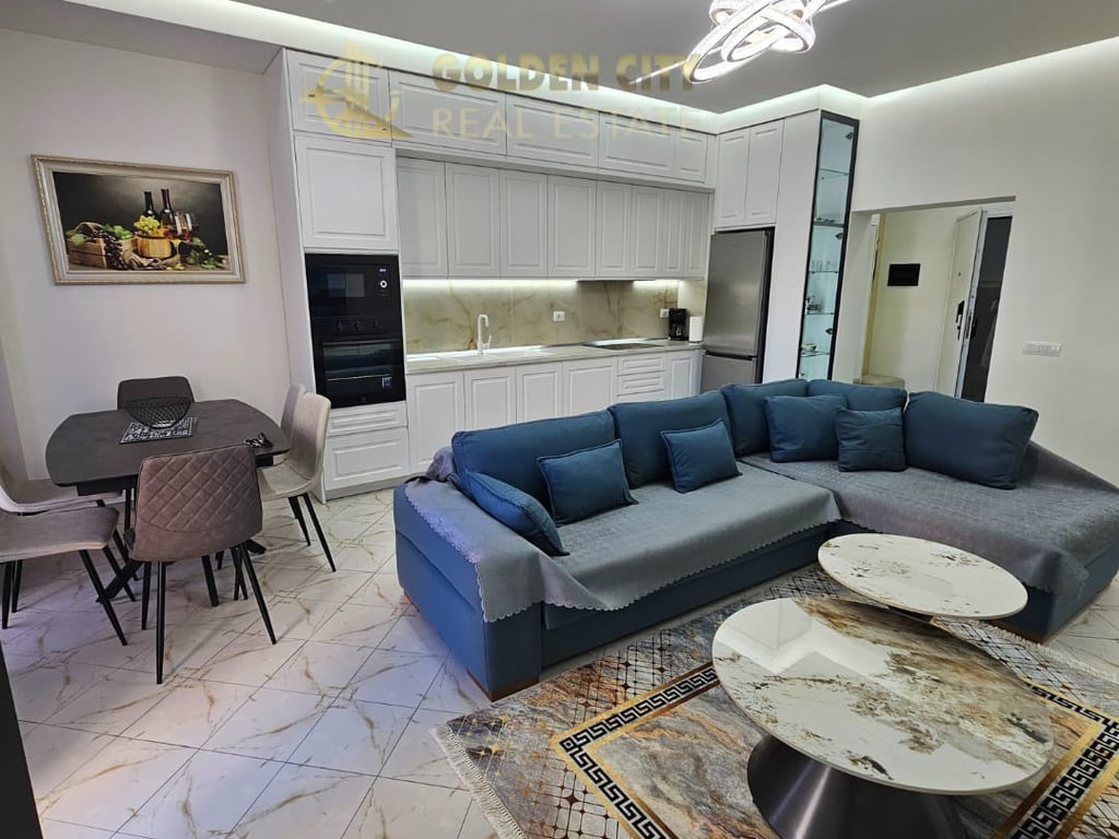 Shitet super apartament 2+1+2 me pamje detin.