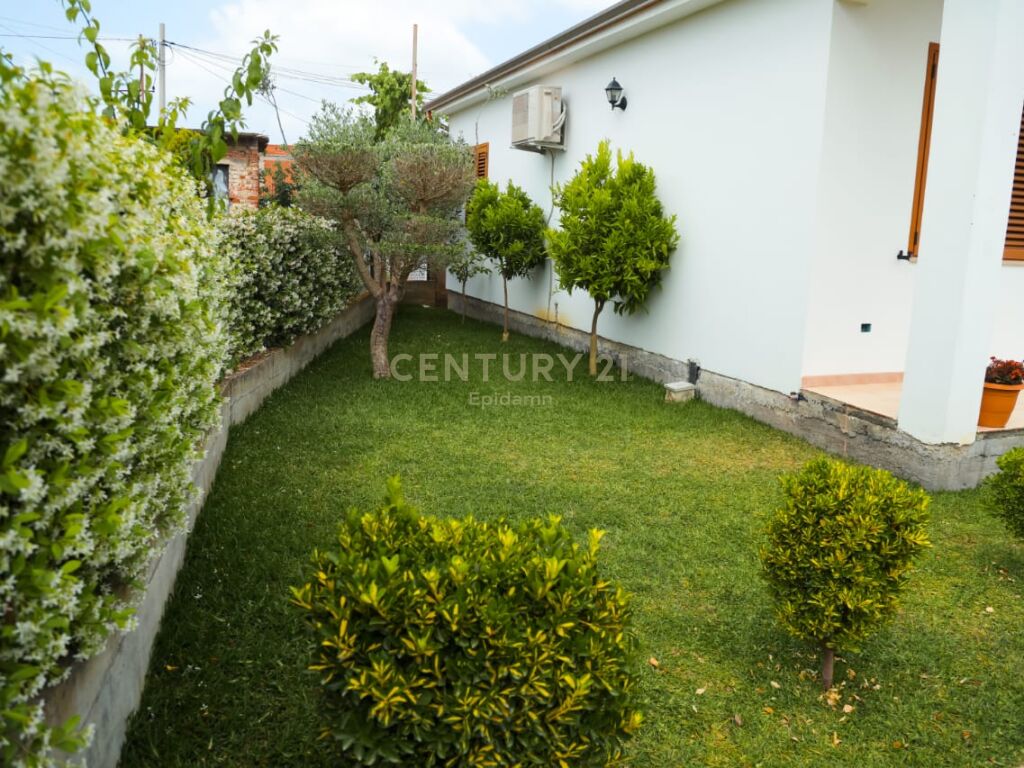 SHTEPI PRIVATE PER SHITJE NE SUKTH, DURRES - 120000€ | 187M²