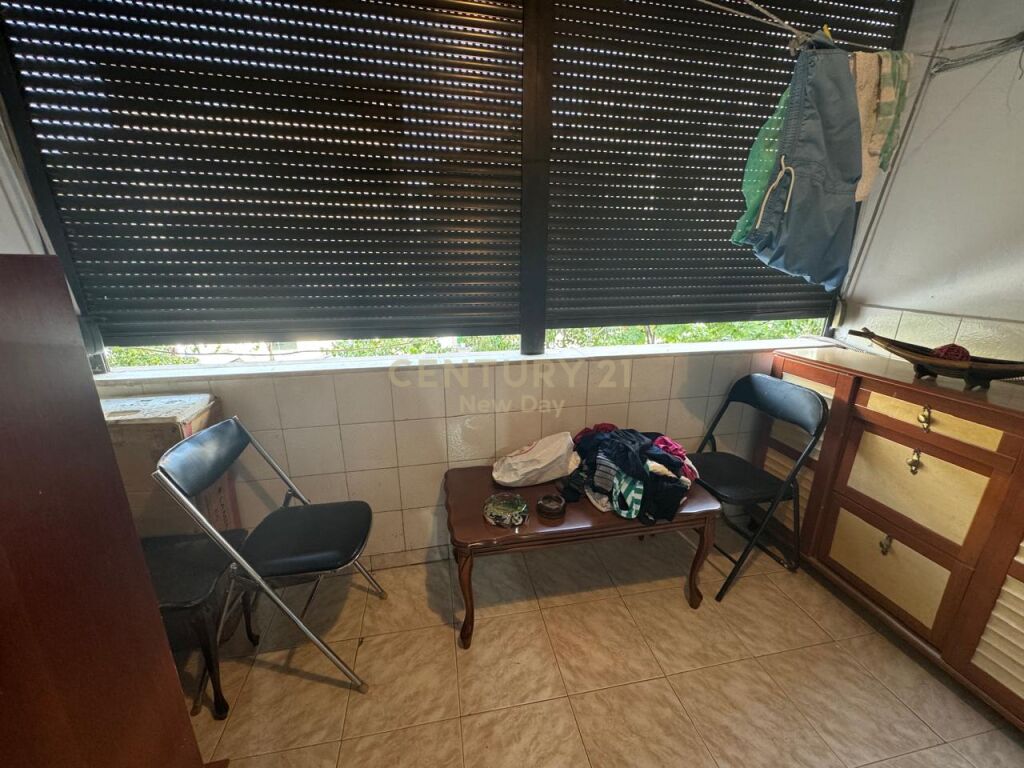 JEPET ME QIRA APARTAMENT 2+1 PRANE KAZAZIT!