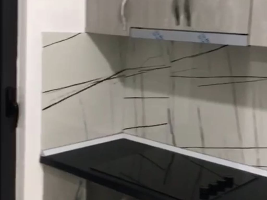 Jepet me qera Apartamenti 2+1+2,Astir prane Hotel Marinaj 450 mije leke