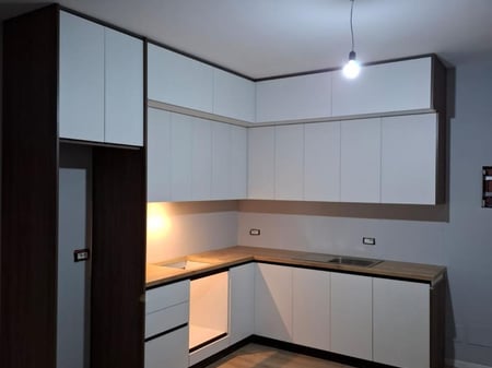 Affittasi Appartamento 1+1, via 5 Maggio (Centro Emerald) Prezzo: 500 euro