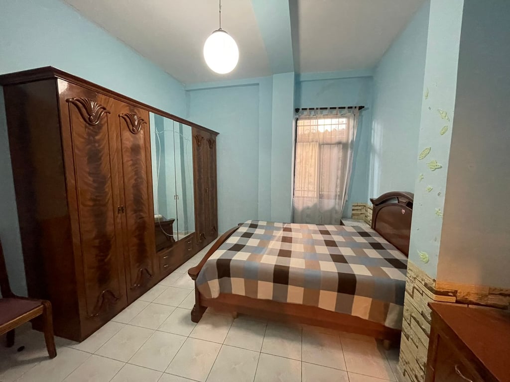 Apartment 1+1 for rent at the new market 500 euros.