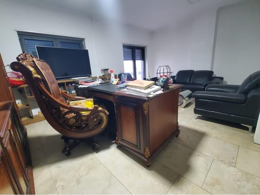 Jepet zyrë me qira ne Ring Center