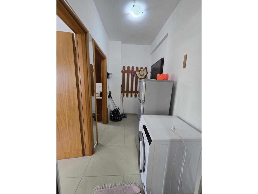 Shitet Apartament 1+1 në Golem, Durrës ! 70,000 €
