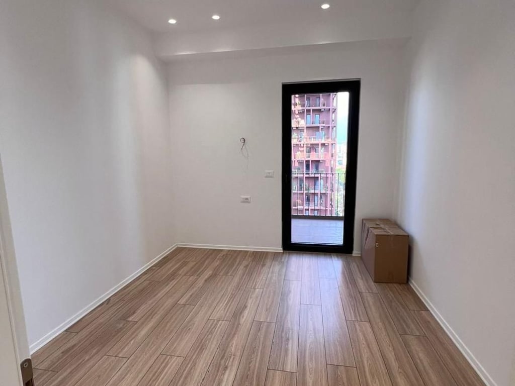 💥Ufficio in affitto presso il Tirana Garden Building