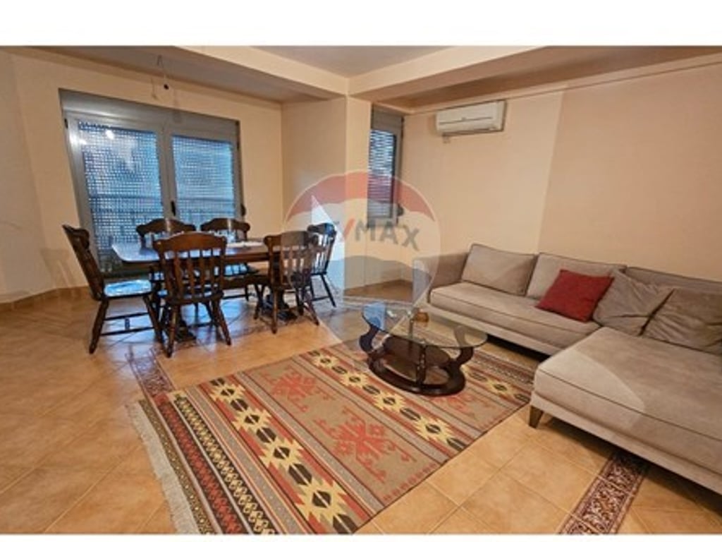 Apartament 2+1 per qira te Rruga Bardhyl