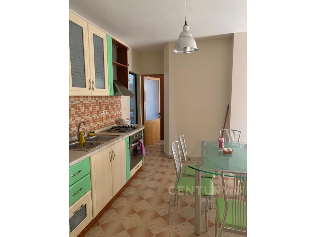 SHITET APARTAMENT 2+1 ME PAMJE DETI 150 METRA LARG!!! 105,000 €