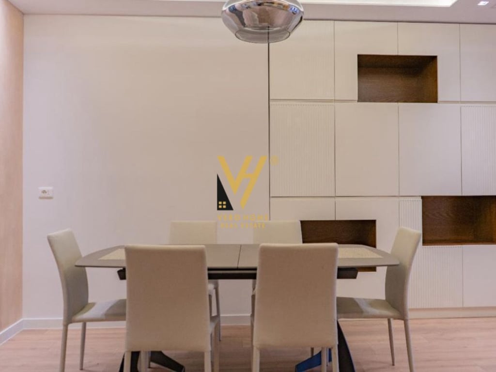 AFFITTASI APPARTAMENTO 2+1+2 A KODRA E DIELLIT 2, 900 EURO