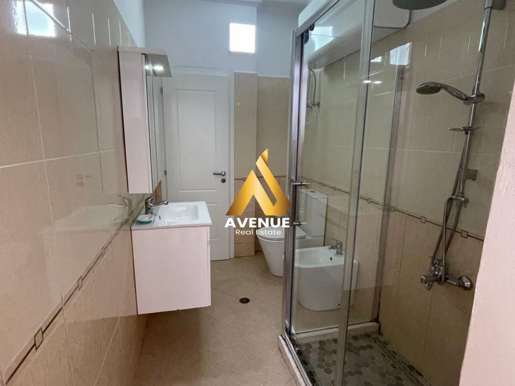 JEPET ME QIRA APARTAMENT 2+1, RRUGA ARKITEKT SINANI TIRANE