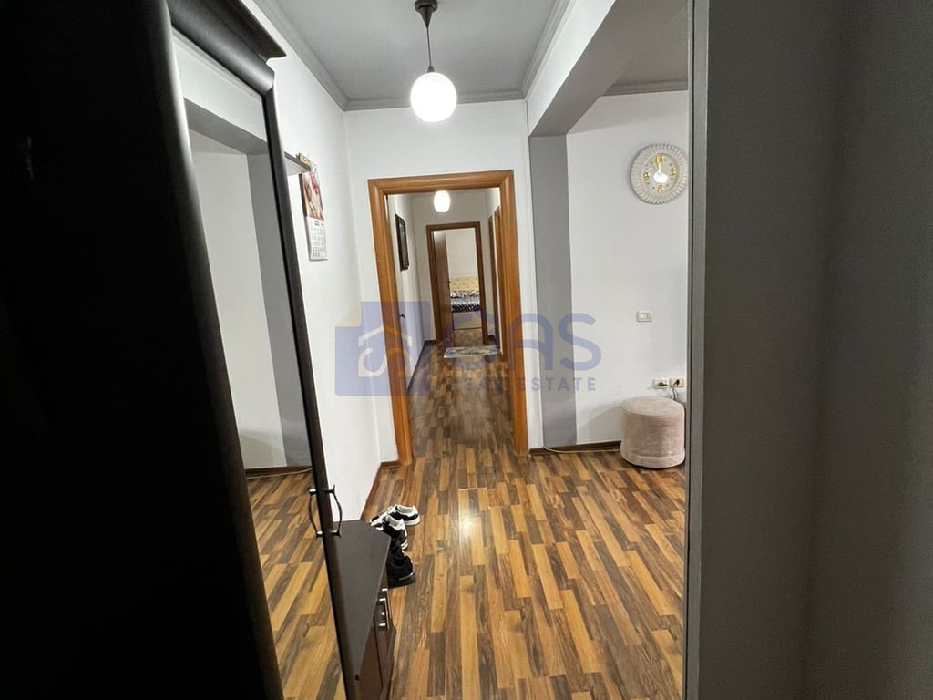 Vendesi appartamento 2+1+Cantina presso il complesso Malaysian.