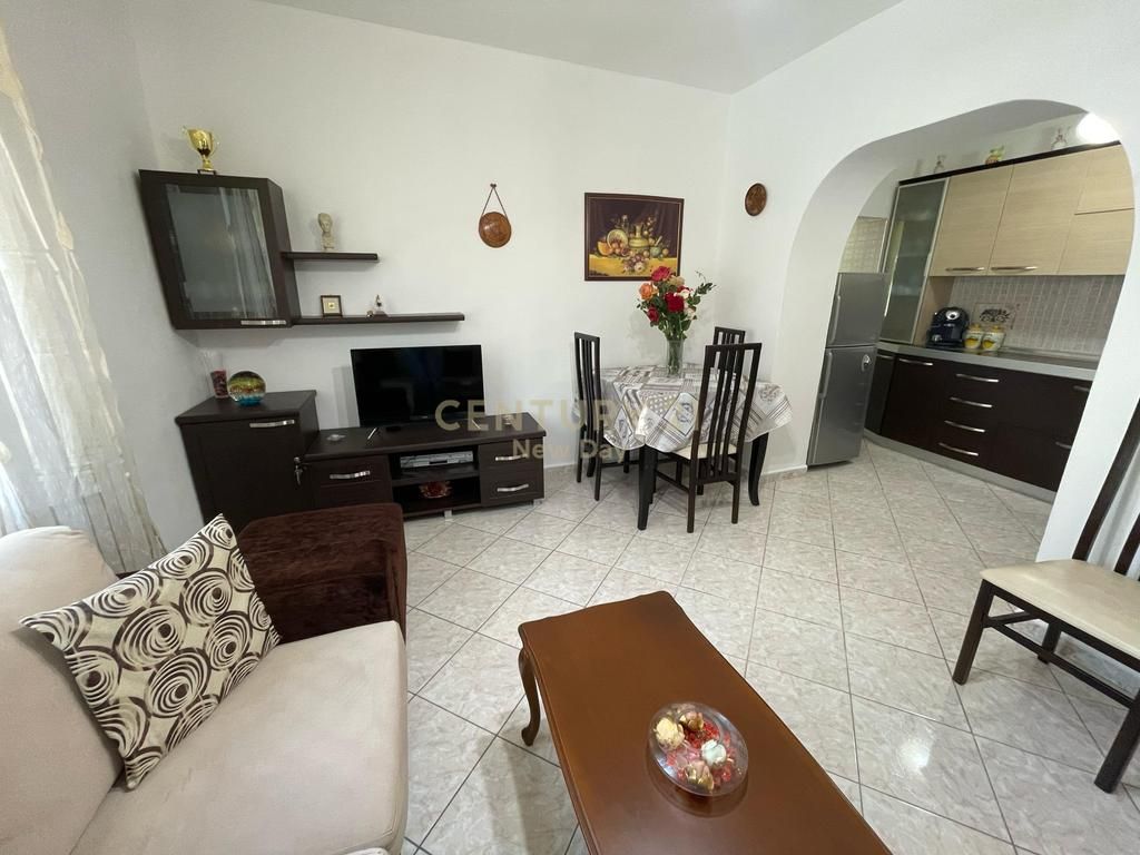 AFFITTASI APPARTAMENTO 2+1 IN CENTRO!