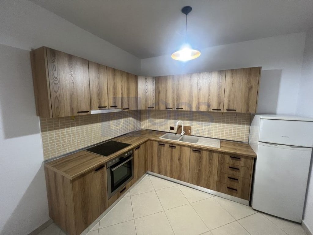 Apartment 2+1 for rent in Astir.