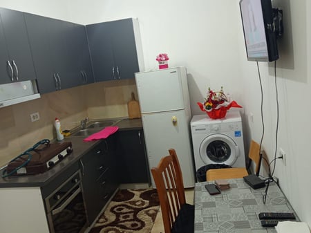 Garsionere 18000 leke.mbas kompleksit malazian