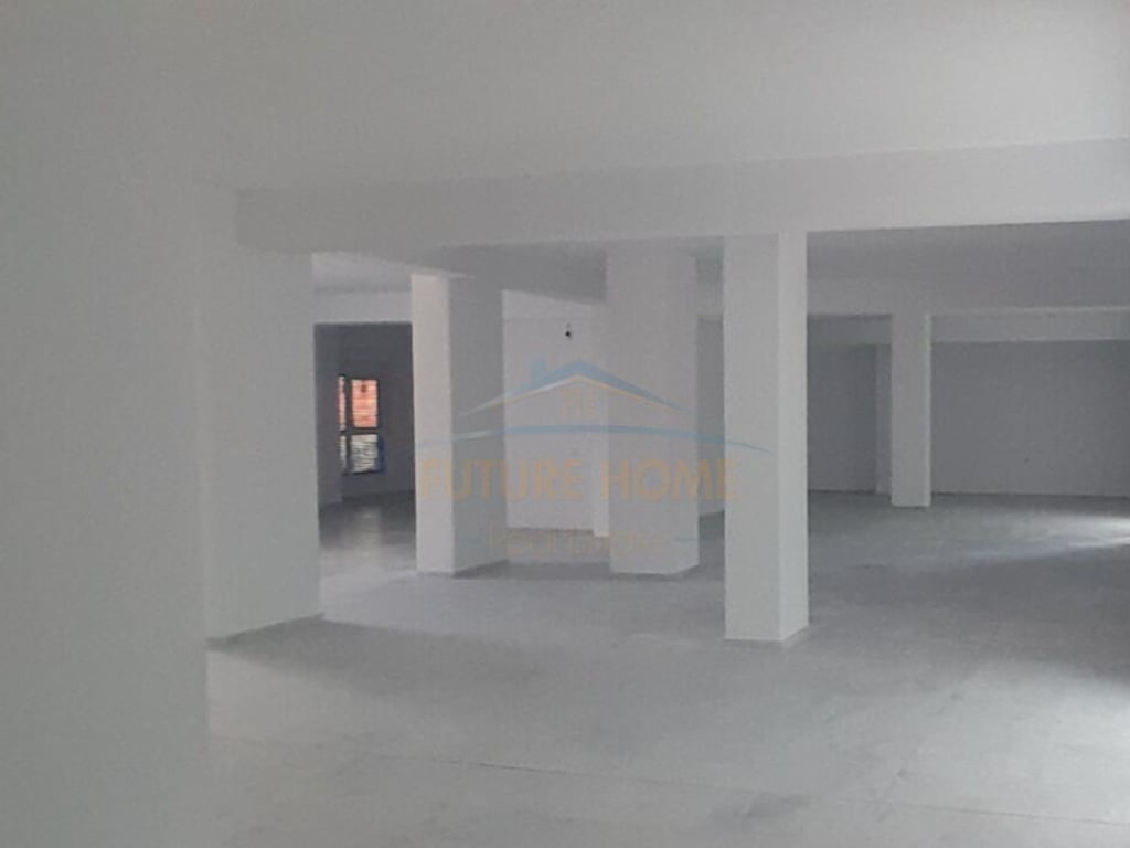 Qera , Ambjent Biznesi , 400 m² , Ali Demi